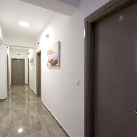 Summer Dream Hotel