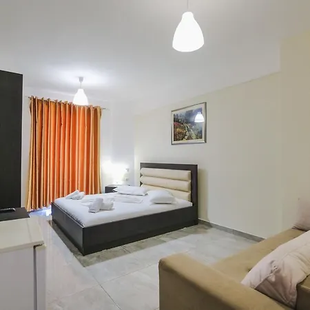 Summer Dream Hotel