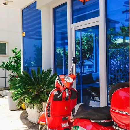 Summer Dream Hotel