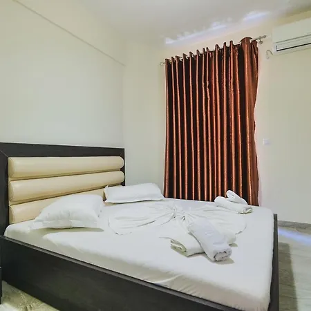 Summer Dream Hotel